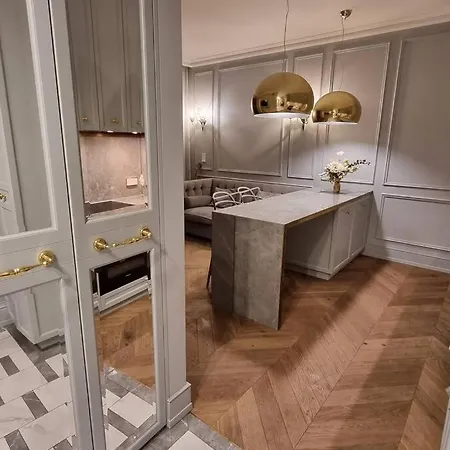 Apartment Luxury Garden